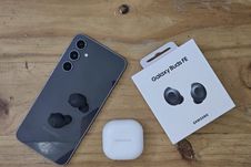 Unboxing Galaxy Buds FE, TWS Murah Samsung dengan ANC