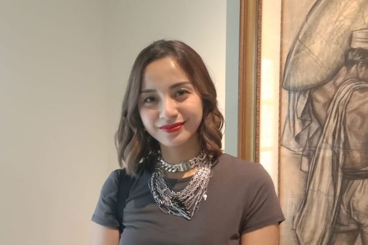 Kirana Larasati menghadiri perayaan pesta hari ulang tahun ke-36 Luna Maya di KAUM Menteng, Jakarta Pusat, Senin (26/8/2019).