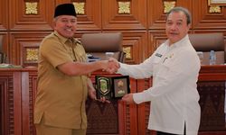 Cegah Penyelewengan Penggunaan Anggaran, Pemkab Siak Jalin Kerja Sama dengan Kejari Siak