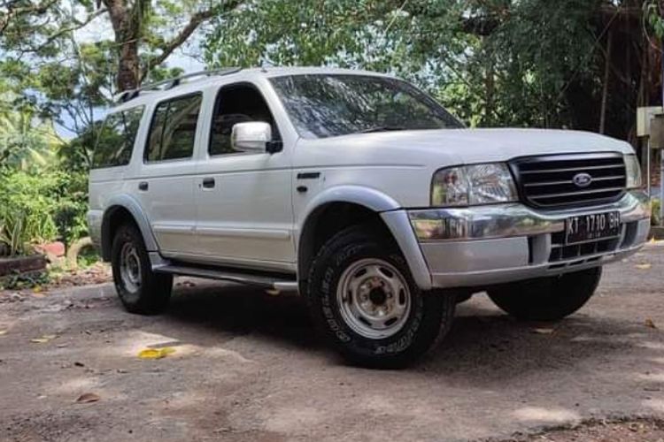 Ford Everest, pilihan mobil bekas harga dibawah Rp 100 jutaan