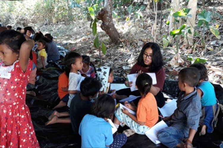 UGM mendirikan posko peduli bencana untuk korban gempa bumi Lombok di Gumantar, Kayangan, Lombok Utara. 