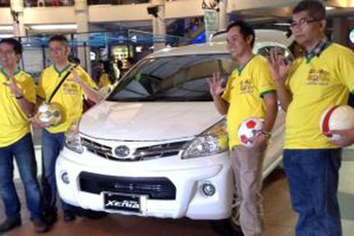 Program ngabuburit Go Go Goal Xenia di Citos, Jakarta Selatan, Minggu (6/7/2014).