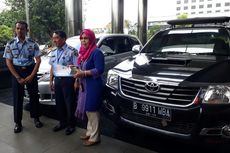 KPK Serahkan Dua Mobil Rampasan Koruptor untuk Kemenkumham 