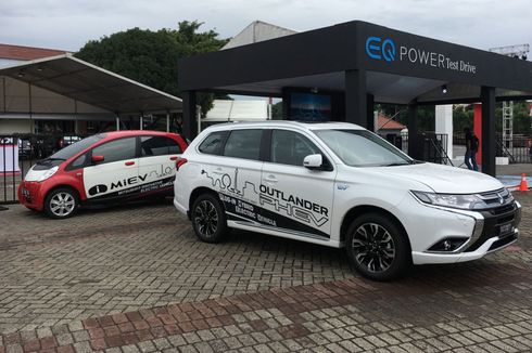 Mitsubishi Outlander PHEV Jadi Mobil Terfavorit