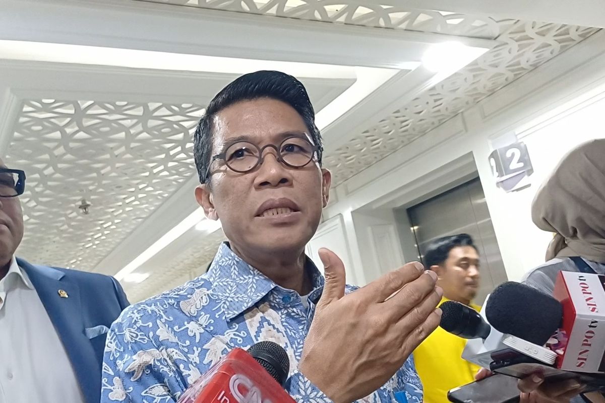 Ketua Komisi XI Sebut PDI-P Mencla-Mencle soal PPN 12 Persen