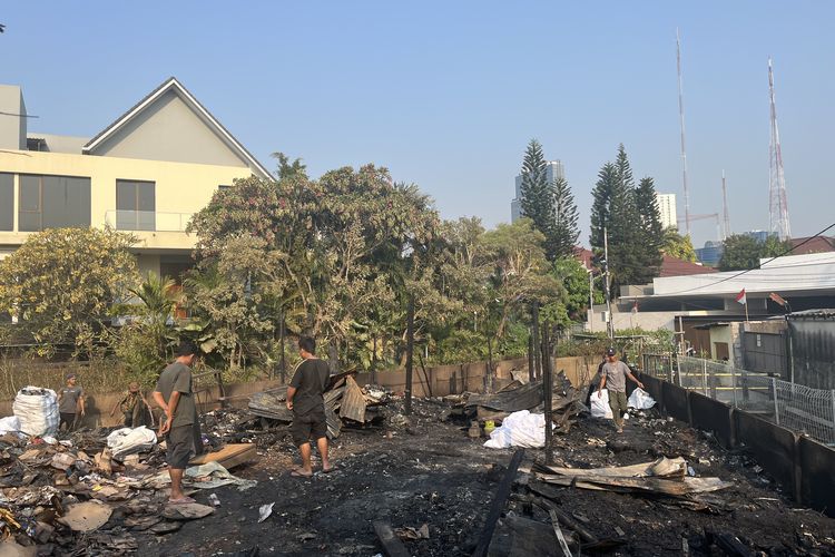 20 Bedeng di Kedoya Jakbar Terbakar, Diduga akibat Korsleting