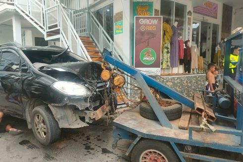 Kronologi Sopir Innova Ugal-ugalan Tabrak 2 Motor di Kota Batu, Polisi Duga Terpengaruh Miras