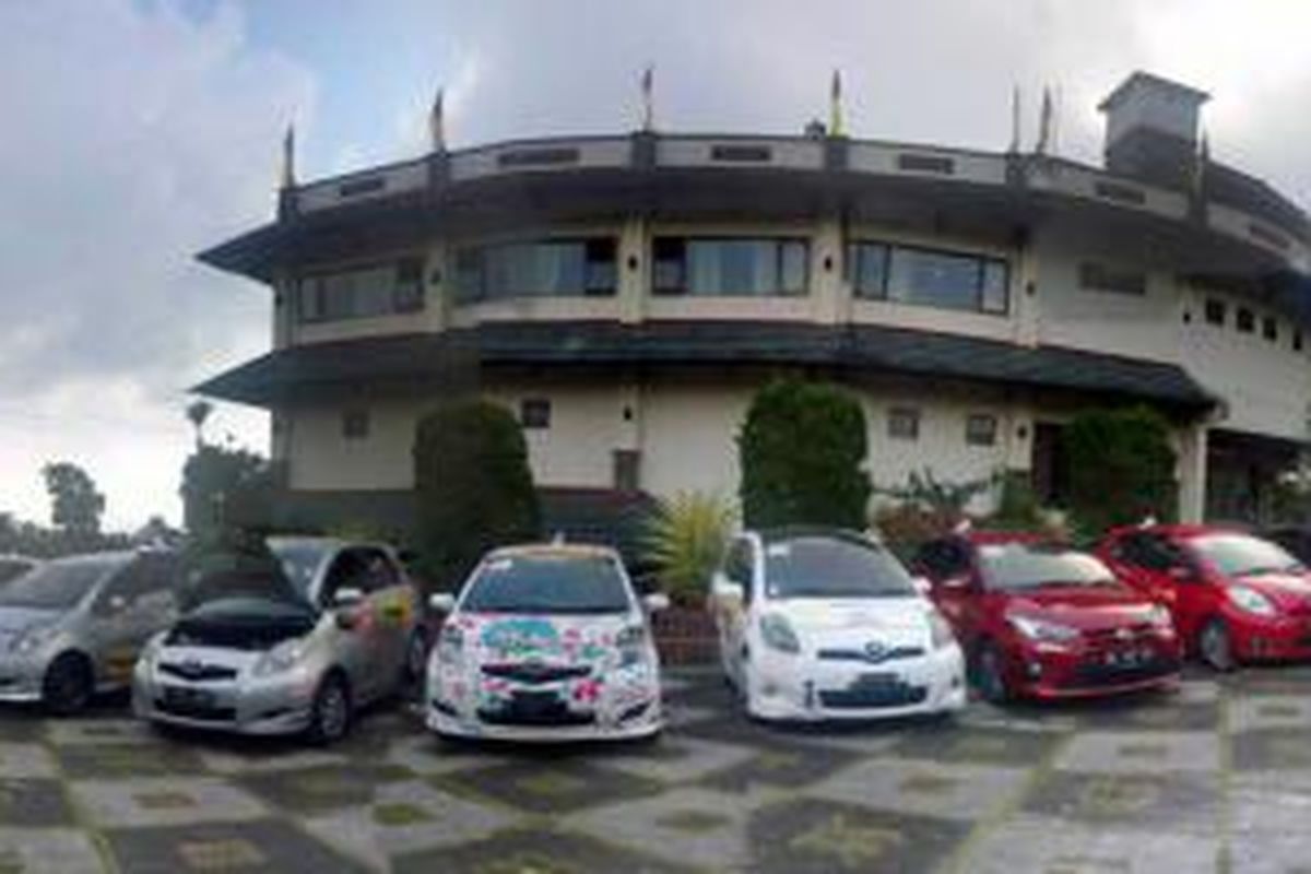 Toyota Yaris Club Indonesia (TYCI) menggelar Jambore Nasional 2015 di Padang, Sumatera Barat.