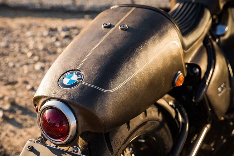 Motor custom BMW R18 karya Shinya Kimura 