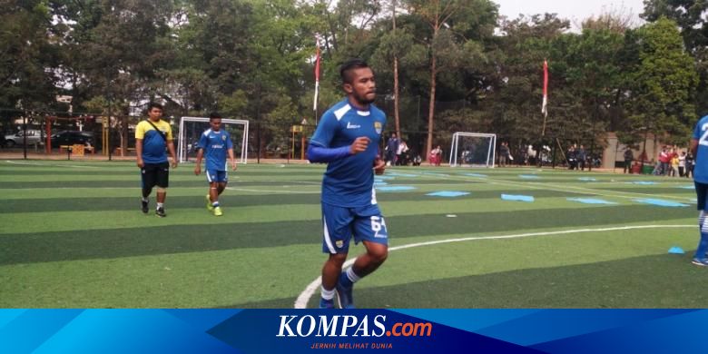 Lawan Pusamania Borneo Fc Zulham Zamrun Reuni Dengan Adik