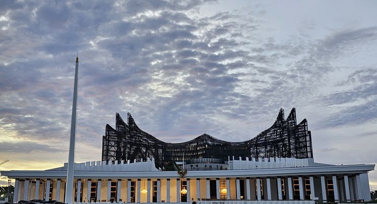 10 Agustus, Kirab Duplikat Bendera Pusaka dari Bandara Sepinggan hingga Istana Garuda IKN