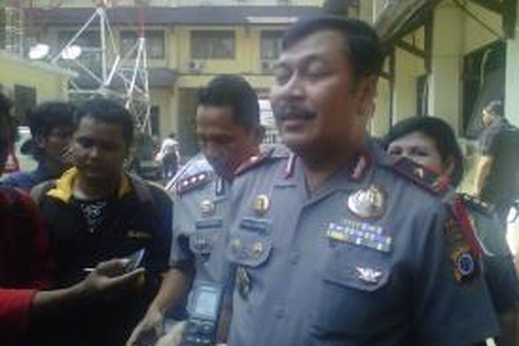 Kapolda DIY, Brigjen Pol Haka Astana, saat ditemui di Mapolda DIY, Jumat (30/5/2014), mengatakan, satu orang yang diduga pelaku penyerangan diamankan oleh pihak kepolisian.