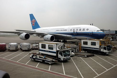 Penumpang Lempar Koin ke Mesin, Penerbangan di China Delay Empat Jam 