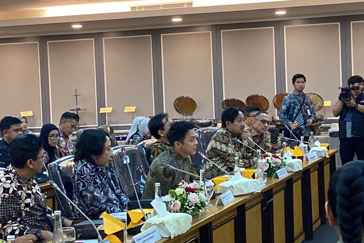 5 Pernyataan Ariel NOAH di DPR Terkait Royalti