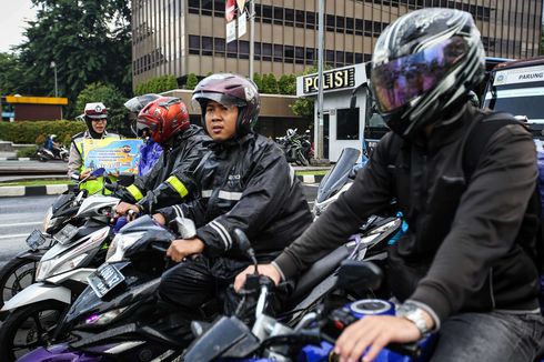 Kerap Disepelekan, Fungsi Penting Menutup Kaca Helm