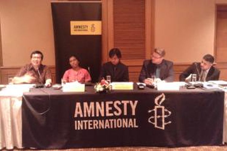 Konferensi pers Amnesty International di Hotel Aryaduta, Jakarta Pusat, Jumat (21/11/2014).
