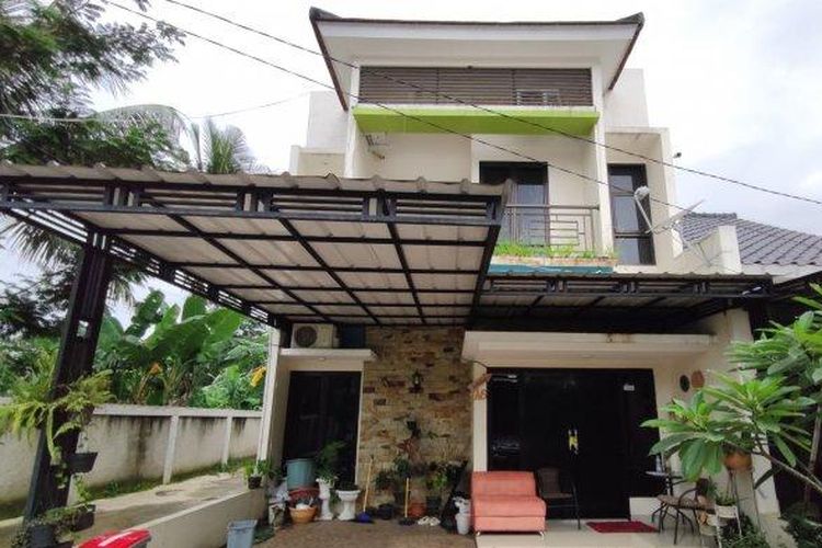 Rumah milik bos WO Pandamanda Anwar Said di Jalan Daya Guna, Pancoran Mas, Kota Depok.   