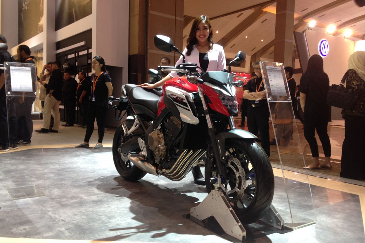 Model baru Honda CB650F 2017.