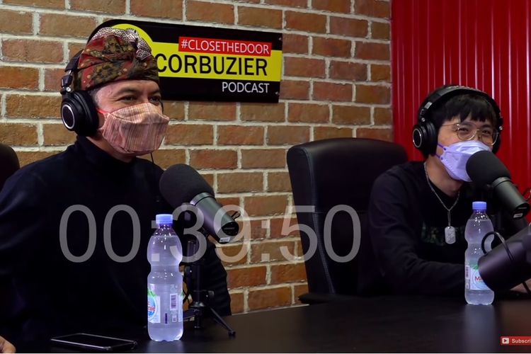 Ketua KPI Agung Suprio dan dr Tirta menjadi bintang tamu di podcast Deddy Corbuzier.