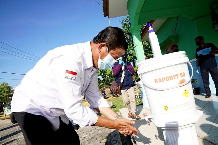 Ketua Tim Gugus Tugas Percepatan Penanganan Covid19 Kepulauan Riau (Kepri) yang juga Plt Gubernur Kepri Isdianto, meyakini pasien yang sembuh akan terus bertambah. Dalam laporannya Selasa (21/4/2020) siang ini, Isdianto menyampaikan ada dua pasien di Rumah Sakit Umum Provinsi (RSUP) Raja Ahmad Thabib (RAT) kembali sembuh, sehingga toal seluruhnya ada delapan pasien sembuh di Kepri.