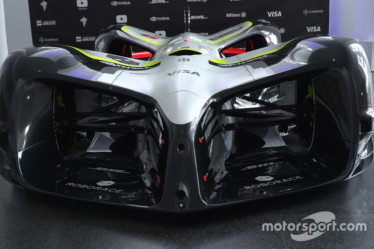 Mobil balap otonomos Robocar, yang bakal digeber di Roborace tahun depan.