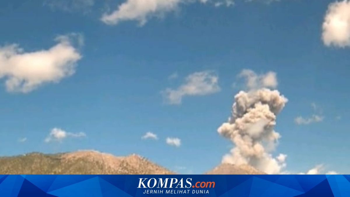 Gunung Lewotobi Meletus Minggu Pagi, Semburkan Abu Vulkanik Setinggi 1,5 Kilometer