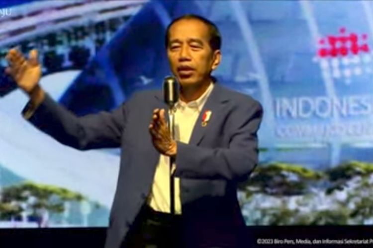 Presiden Joko Widodo saat memberikan arahan dalam peluncuran Rancangan Rencana Pembangunan Jangka Panjang Nasional (RPJPN) 2025-20245 di Jakarta Theater, Jakarta Pusat, Kamis (15/6/2023).