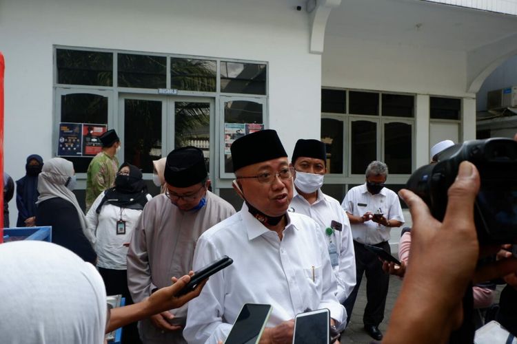 Bupati Bantul, Suharsono di Pondok Pesantren Ali Maksum, Krapyak, Sewon, Kabupaten Bantul, Rabu (1/7/2020).