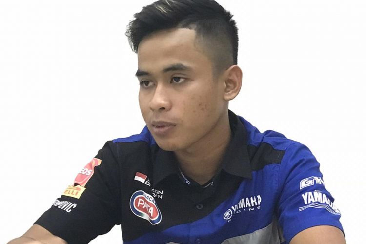 Pebalap Yamaha asal Indonesia, Galang Hendra.