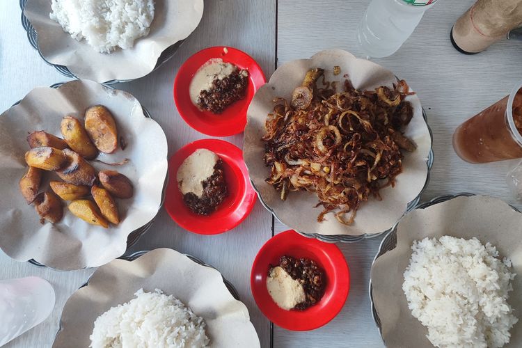 Ayam Afrika, salah satu kuliner populer di Menteng, Jakarta Pusat, Selasa (10/10/2023).