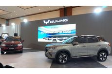 Mejeng di GJAW 2023, Wuling Alvez dan Air ev Curi Perhatian Pengunjung