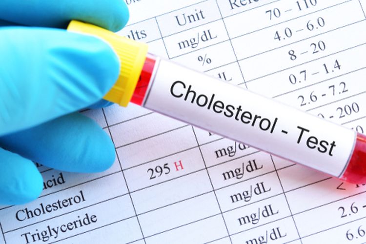 Beberapa orang mengalami efek samping dari pengonsumsian obat penurun kolesterol.