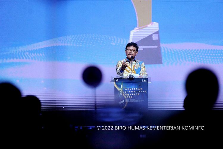 Menteri Komunikasi dan Informatika (Menkominfo) Johnny Gerard Plate dalam Acara Puncak Anugerah Jurnalistik Kominfo (AJK) 2022 di Hotel Indonesia Kempinski, Jakarta Pusat, Rabu (30/11/2022).
