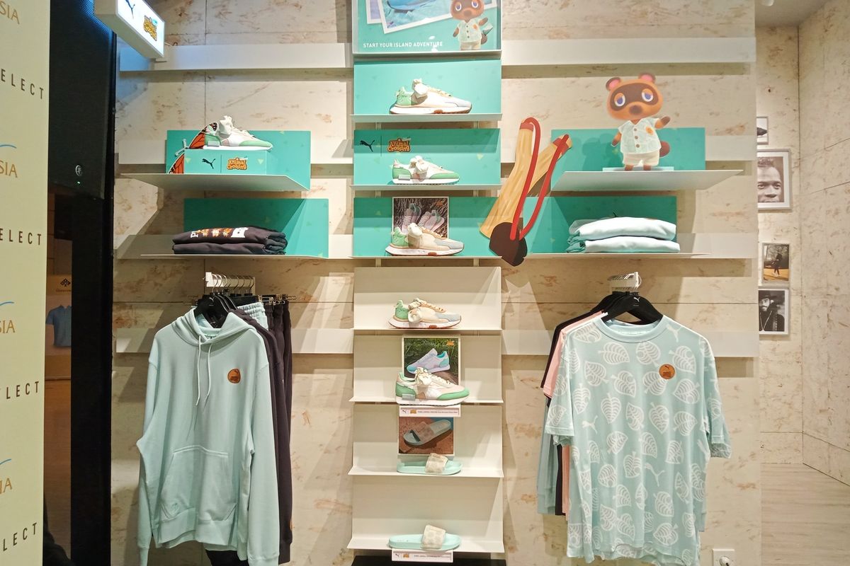 Koleksi kolaborasi global premium di toko Puma Select terbaru di Plaza Indonesia, Jakarta Pusat.