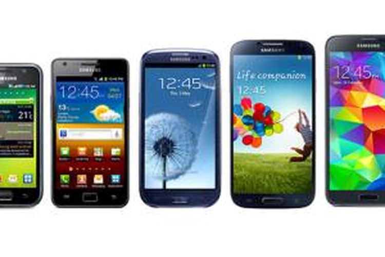 Dari kiri ke kanan: Galaxy S, Galaxy SII, Galaxy SIII, Galaxy S4, dan Galaxy S5