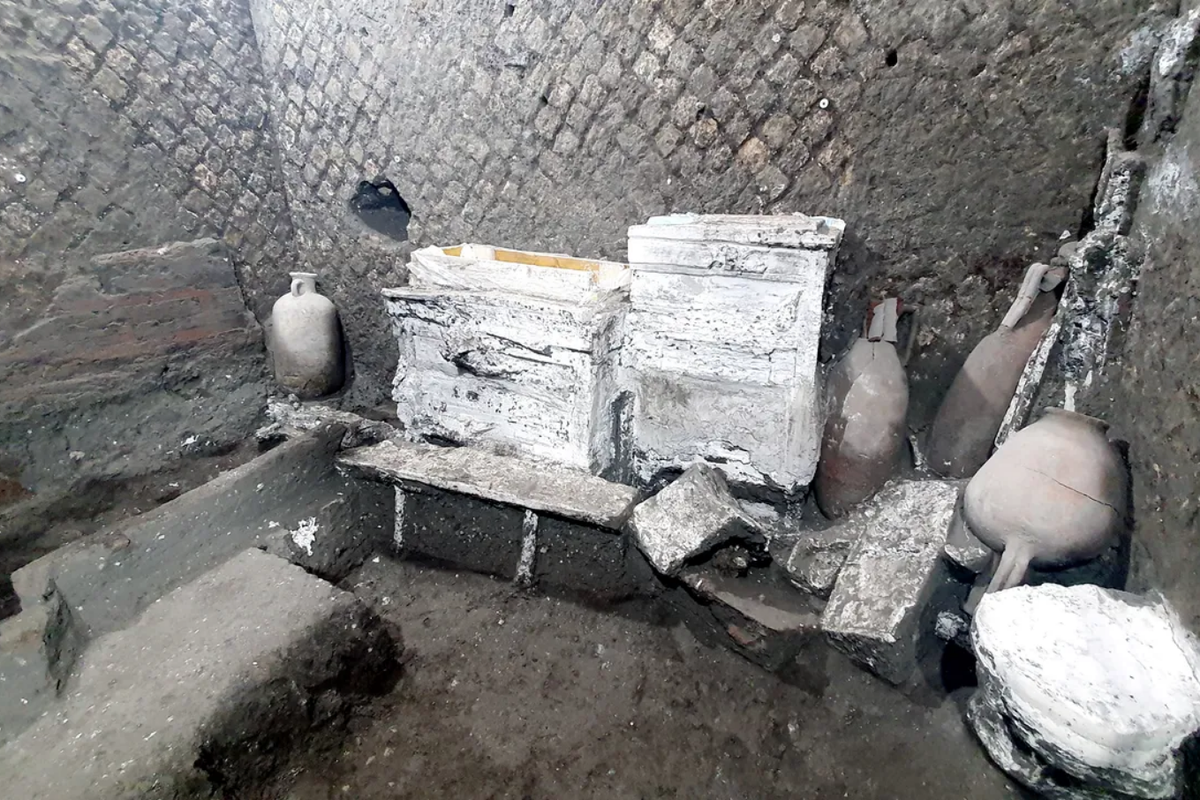 Tempat tinggal budak di Pompeii. Ditemukannya situs arkeologi ini termasuk penemuan langka.