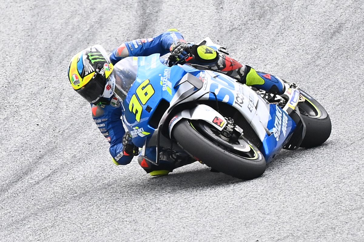 Joan Mir saat berlaga di MotoGP Styria. (Photo by Joe Klamar / AFP)