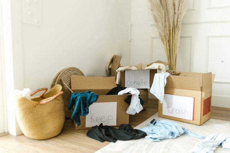 Kisah Dewi, Korban PHK yang Sukses Bikin Usaha Decluttering