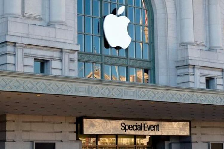 Logo Apple di Bill Graham Ciciv Auditorium, San Francisco, AS.