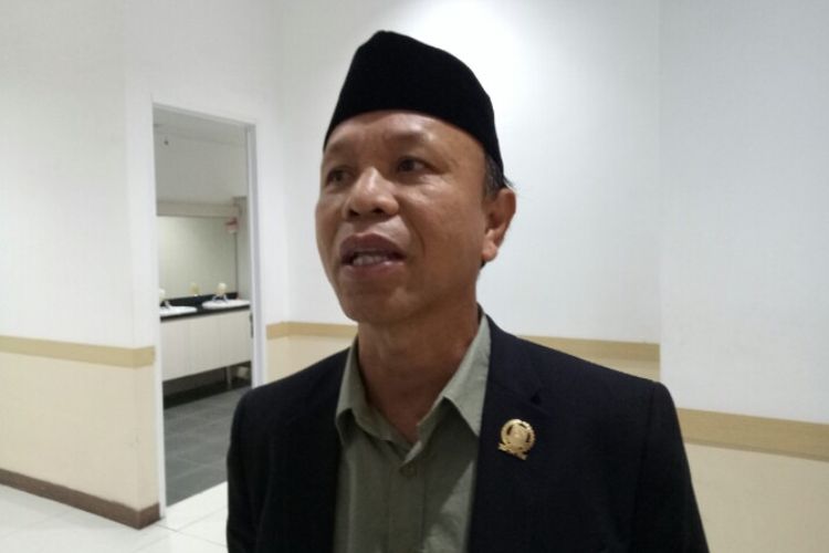 Anggota Komisi II Dewan Perwakilan Rakyat Daerah (DPRD) Tangerang Selatan dari Fraksi PSI, Alex Prabu.