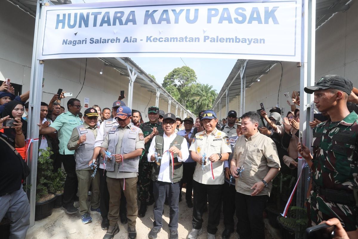 Satgas Percepatan Rehabilitasi dan Rekonstruksi (PRR) Pascabencana Sumatera telah berhasil merelokasi seluruh masyarakat terdampak bencana di Sumatera Barat (Sumbar) ke hunian layak, baik hunian sementara (huntara) maupun hunian tetap (huntap). 
