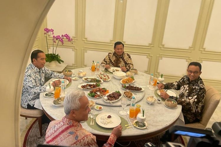 Suasana makan siang Presiden Joko Widodo bersama bakal capres Prabowo Subianto, Ganjar Pranowo dan Anies Baswedan di Istana Merdeka, Jakarta, Senin (30/10/2023).