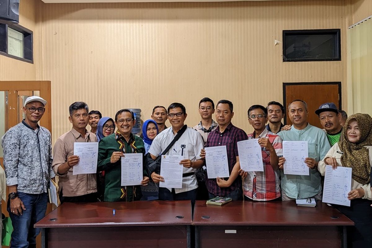 Pemkab Bandung menggelar kegiatan rapat teknis bersama para camat se-Kabupaten Bandung di Kantor DLH Kabupaten Bandung, Jumat (4/10/2024).