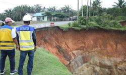 Lindungi Lintas Barat Sumatera dari Ombak, 3 Pengaman Pantai Dibangun di Bengkulu