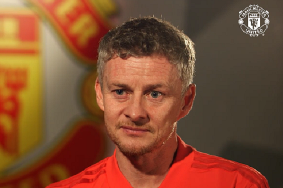 Ole Gunnar Solskjaer menjalani sesi wawancara resmi pertamanya sebagai pelatih Manchester United, 20 Desember 2018. 