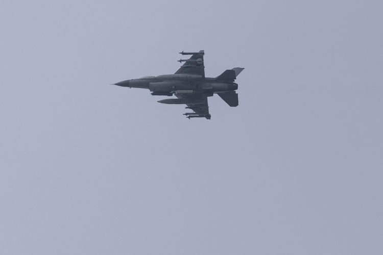 Jet Tempur F-16 AS Jatuh di Michigan, Warga Sekitar Dievakuasi