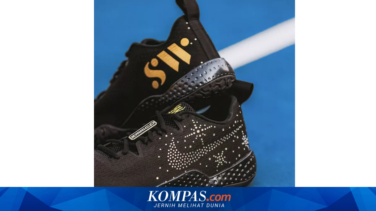 Jelang Pensiun, Serena Williams Pakai Sepatu Bertabur 400 Berlian