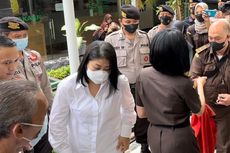 Sidang Pembacaan Tuntutan, Putri Candrawathi Mengaku Masih Sakit Perut