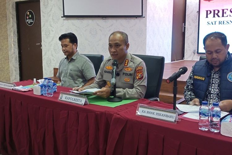 Pesta Narkoba di Tempat Hiburan Malam Pekanbaru Digerebek, Ada Anak Pejabat Pelalawan dan Selebgram