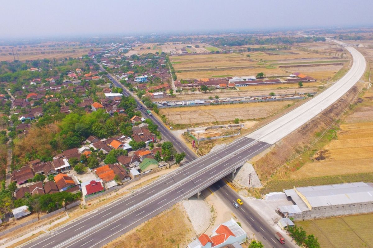 Jalan Tol Solo-Ngawi 